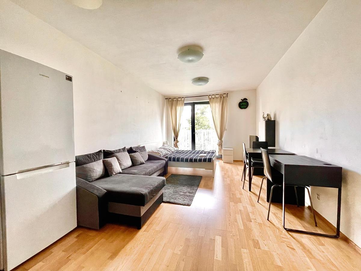 Garden Park Studio Πράγα Εξωτερικό φωτογραφία